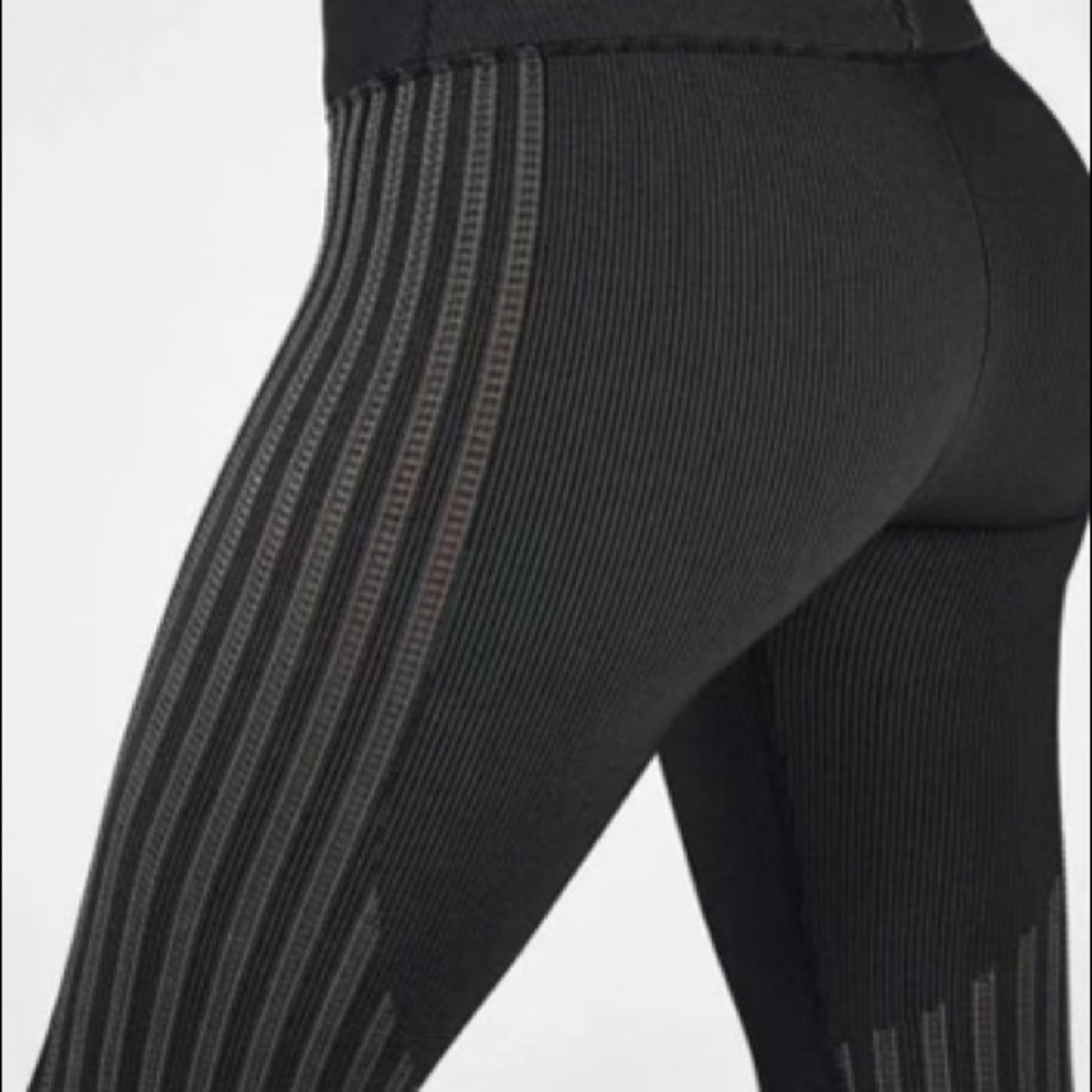 Fabletics High Waist Seamless Corset Lace-Up Leggings Size Medium Women's